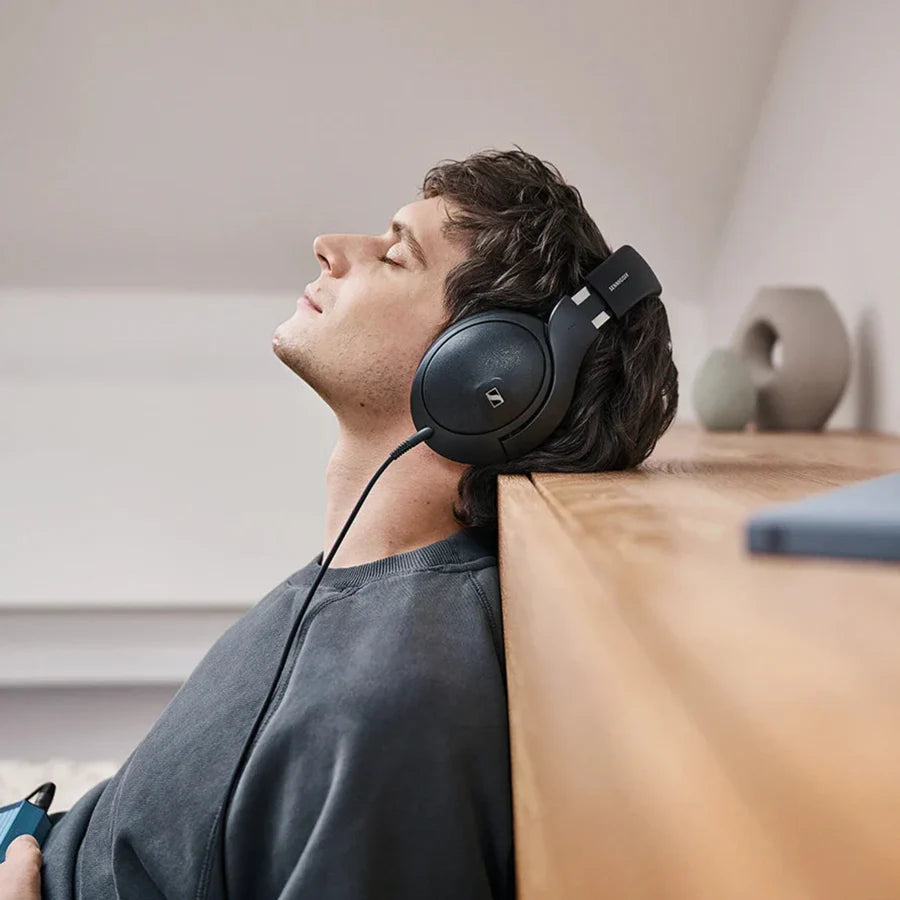 Sennheiser HD 620S - Closed‑Back Hi-Res Audiophile Wired Headphone