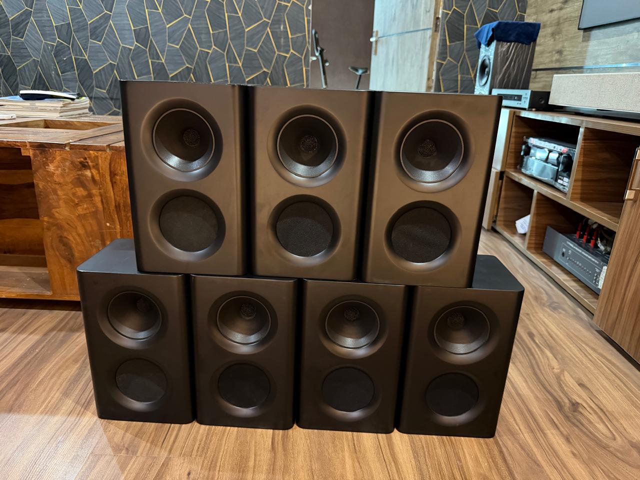 PROCELA P5 BOOKSHELF SPEAKERS