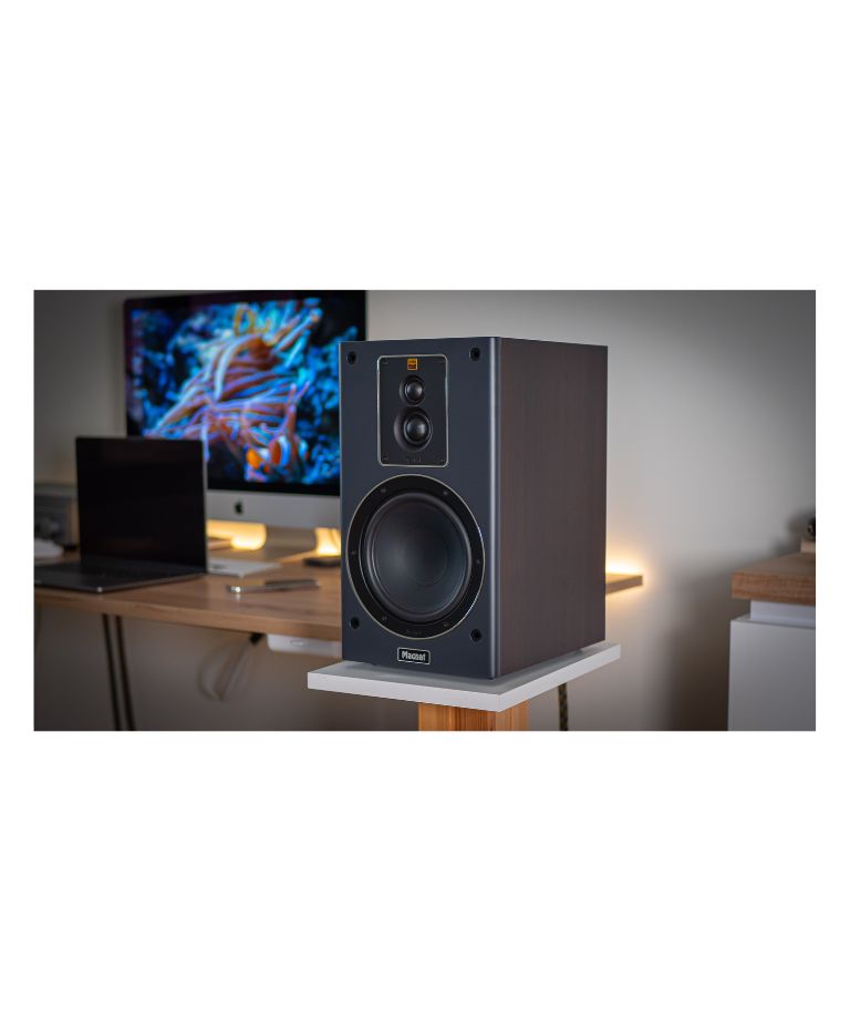 Magnat Signature 503 - 3 Way Bookshelf Speaker (Black)(Pair)